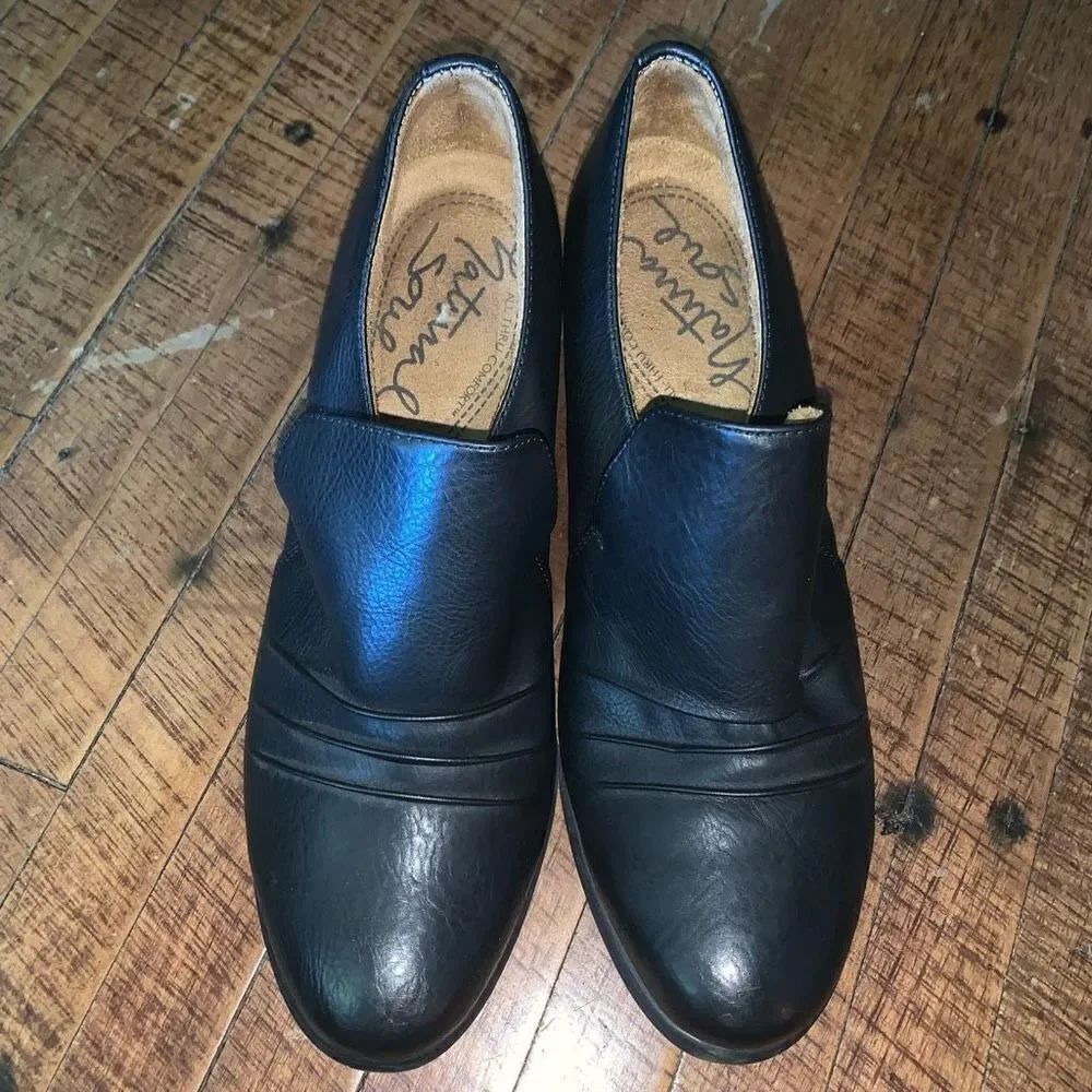 Natural Soul slip on black ortho arch support pumps 8.5 shoes